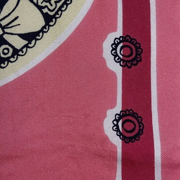 Nina Ricci VTG Multi Pink Print With Writing Scarve - Picture 6 of 8
